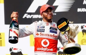 Hamilton vince il GP di Singapore