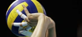 come eseguire una alzata di pallavolo